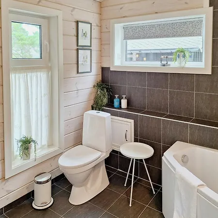 With A Fantastic Location By Nisser Feriehus *