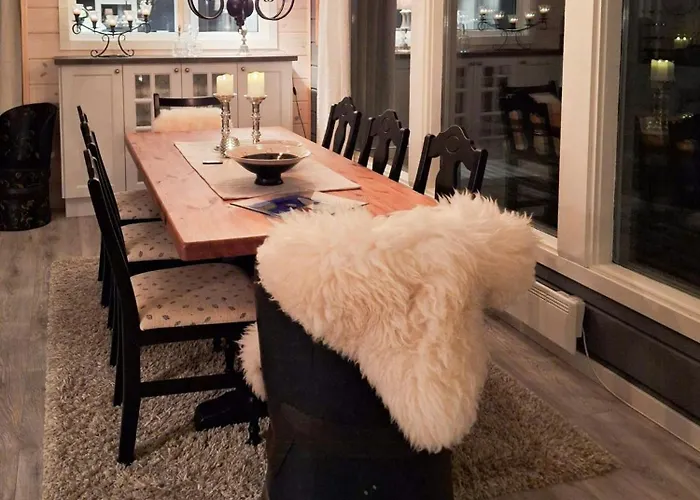 Tatil Evi With A Fantastic Location By Nisser Nordbygda