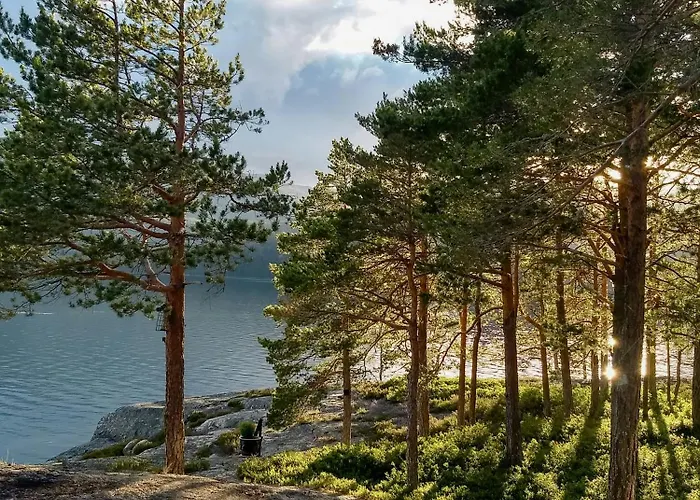 Feriehus With A Fantastic Location By Nisser *